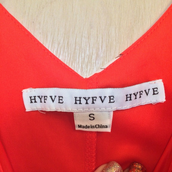 HYFVE Coral Poppy Cut-Out Shoulder Blouse - Picture 5 of 8